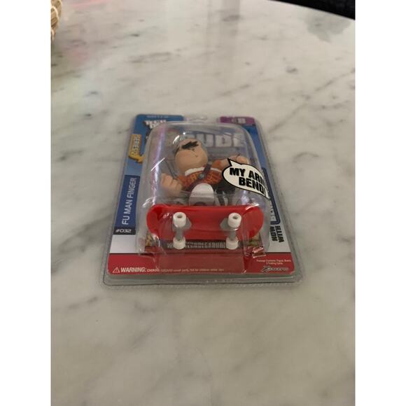 NIP Fu Man Finger Tech Deck Dude - Picture 2 of 5